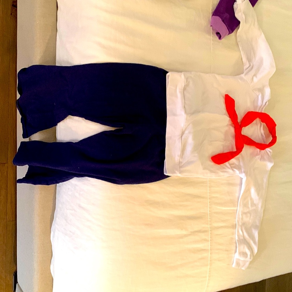 Fred from Scooby Doo costume. Size 5! Great condition!